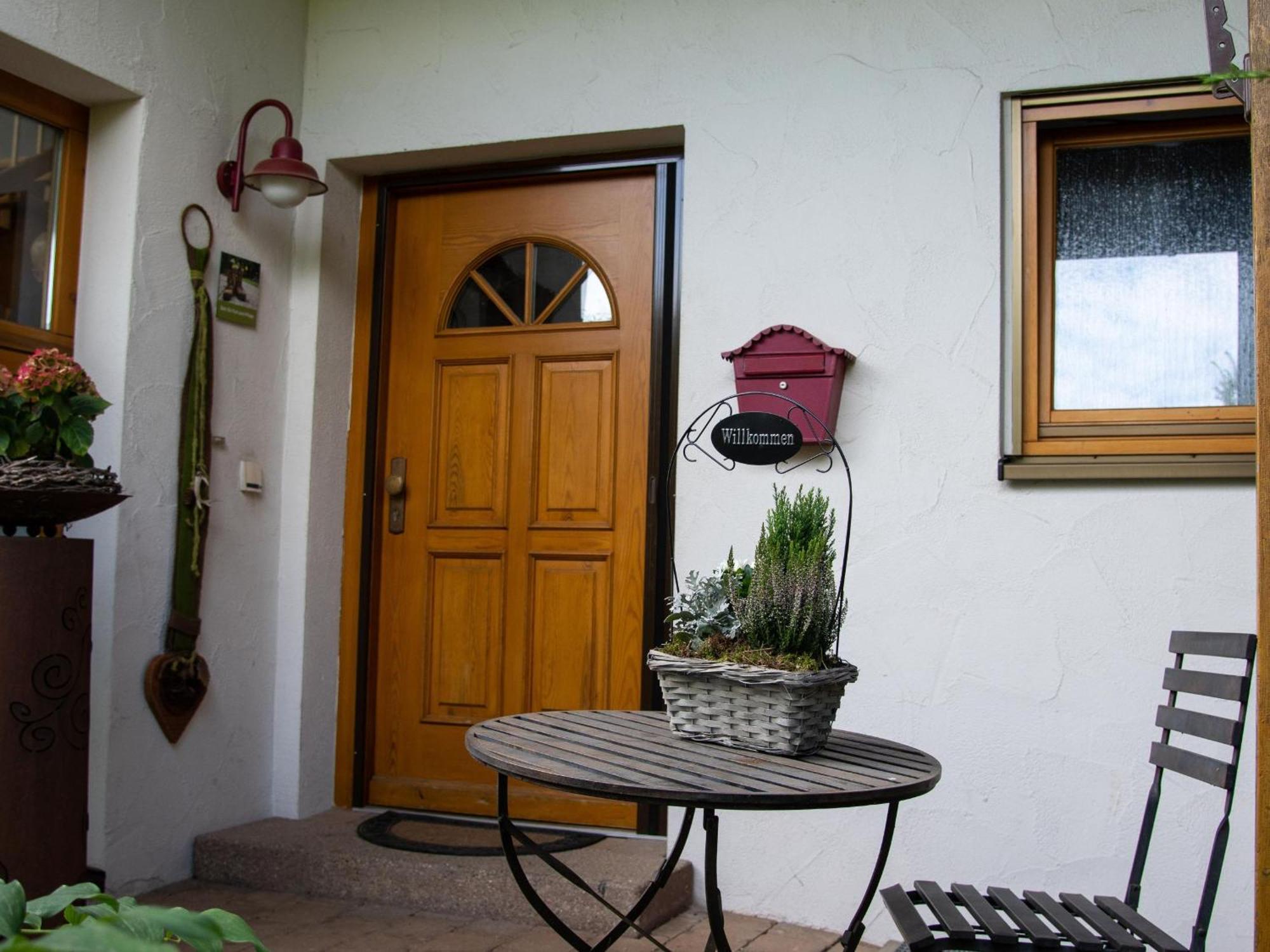 Zwiefalten Gaestezimmer Am Hof מראה חיצוני תמונה